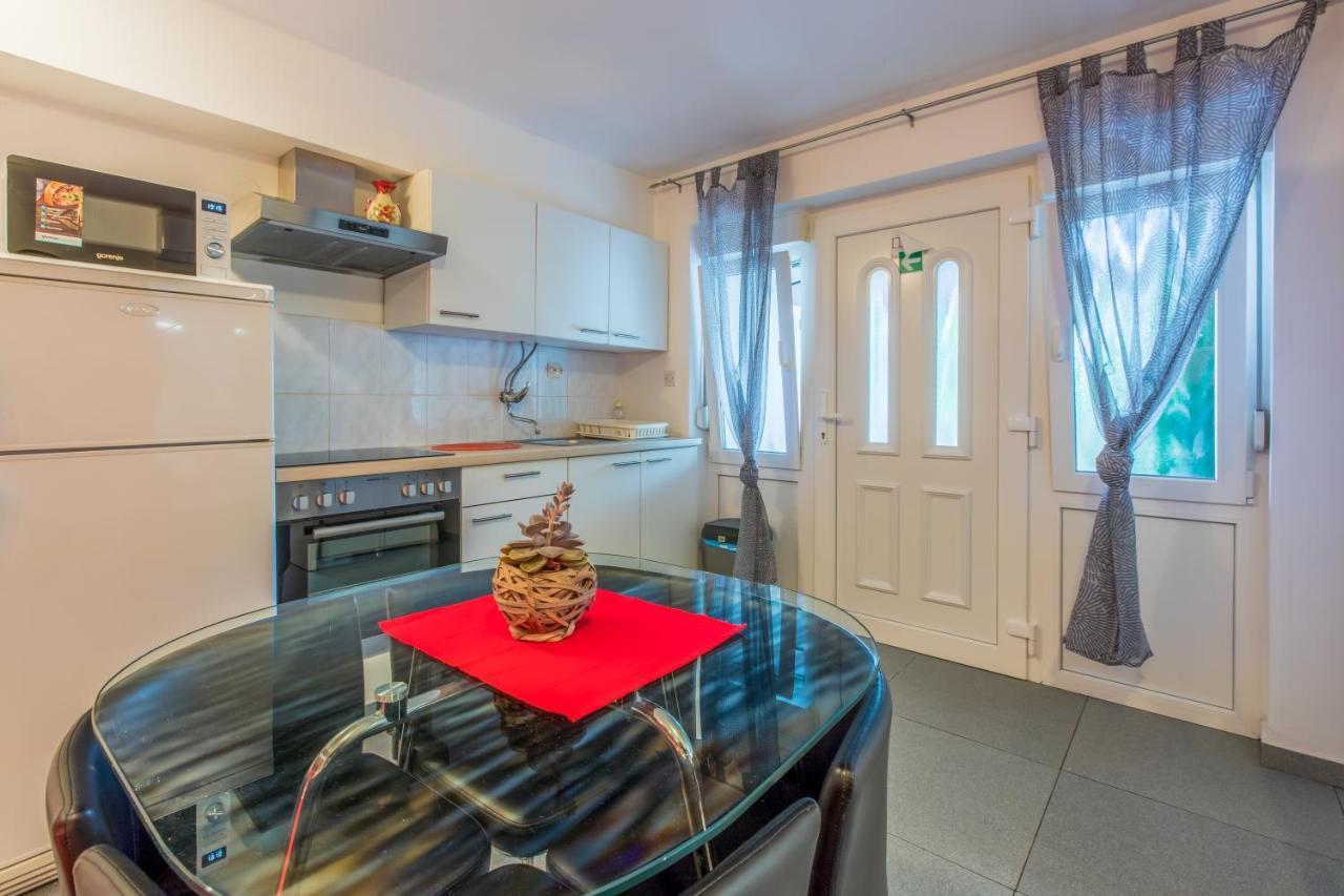 Apartments With A Parking Space Crikvenica - 5478 Exterior foto