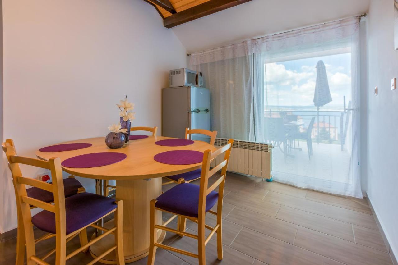 Apartments With A Parking Space Crikvenica - 5478 Quarto foto
